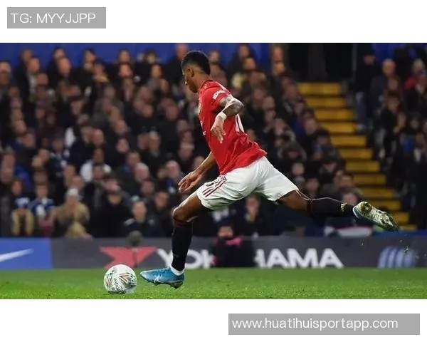 卡佩罗寄望阿莱格里激发莱奥潜力尤文中场缺乏魔笛只能依赖边路突破 卡佩罗寄望阿莱格里激发莱奥潜力尤文中场缺乏魔笛只能依赖边路突破