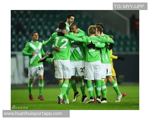 那不勒斯冬季追逐费耶诺德中场廷伯合同将于明夏到期