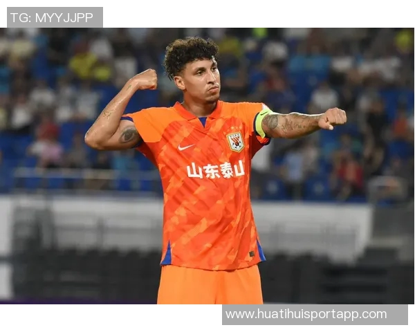 泰山队顽强追平浙江裁判VAR判罚引争议克雷桑点球成功助队逆转局势 泰山队顽强追平浙江裁判VAR判罚引争议克雷桑点球成功助队逆转局势